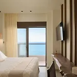 Kimata Beachfront Retreats, With Private Plunge Pools, By Thinkvilla شقة ريثيمنو