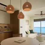 شقة Kimata Beachfront Retreats, With Private Plunge Pools, By Thinkvilla ريثيمنو