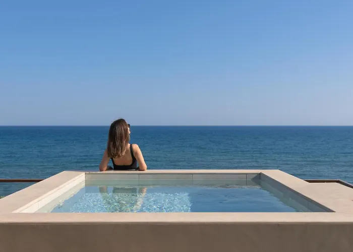 Apartment Kimata Beachfront Retreats, With Private Plunge Pools, By Thinkvilla Rethymno (Crete)