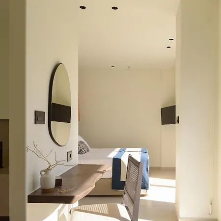 Apartman Kimata Beachfront Retreats, With Private Plunge Pools, By Thinkvilla Réthimno